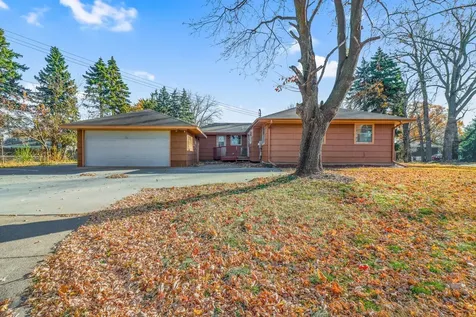 4418 65th Avenue N Brooklyn Center MN 55429