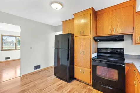 4418 65th Avenue N Brooklyn Center MN 55429