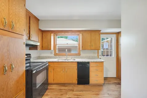 4418 65th Avenue N Brooklyn Center MN 55429