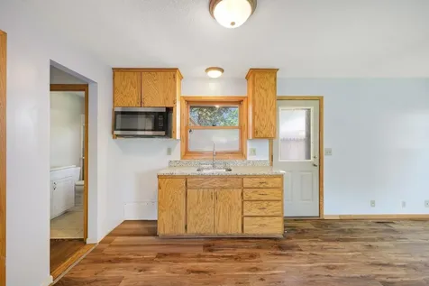4418 65th Avenue N Brooklyn Center MN 55429