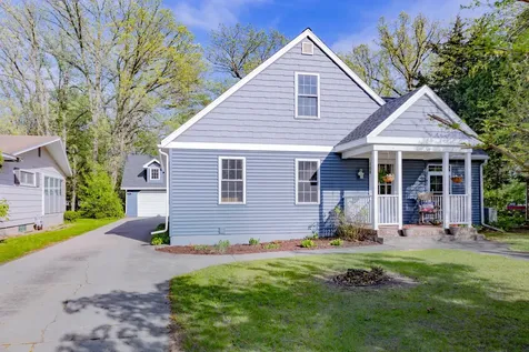 108 N Broadway New York Mills MN 56567