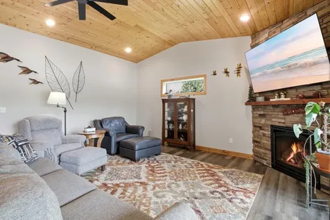952A 24 7/8 Street Chetek WI 54728