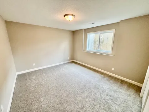 937 Kepler Avenue NE Hanover MN 55341