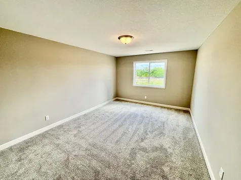 937 Kepler Avenue NE Hanover MN 55341
