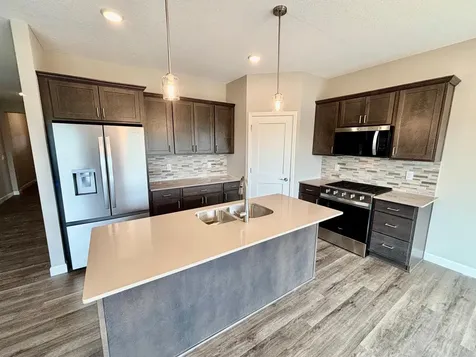 937 Kepler Avenue NE Hanover MN 55341