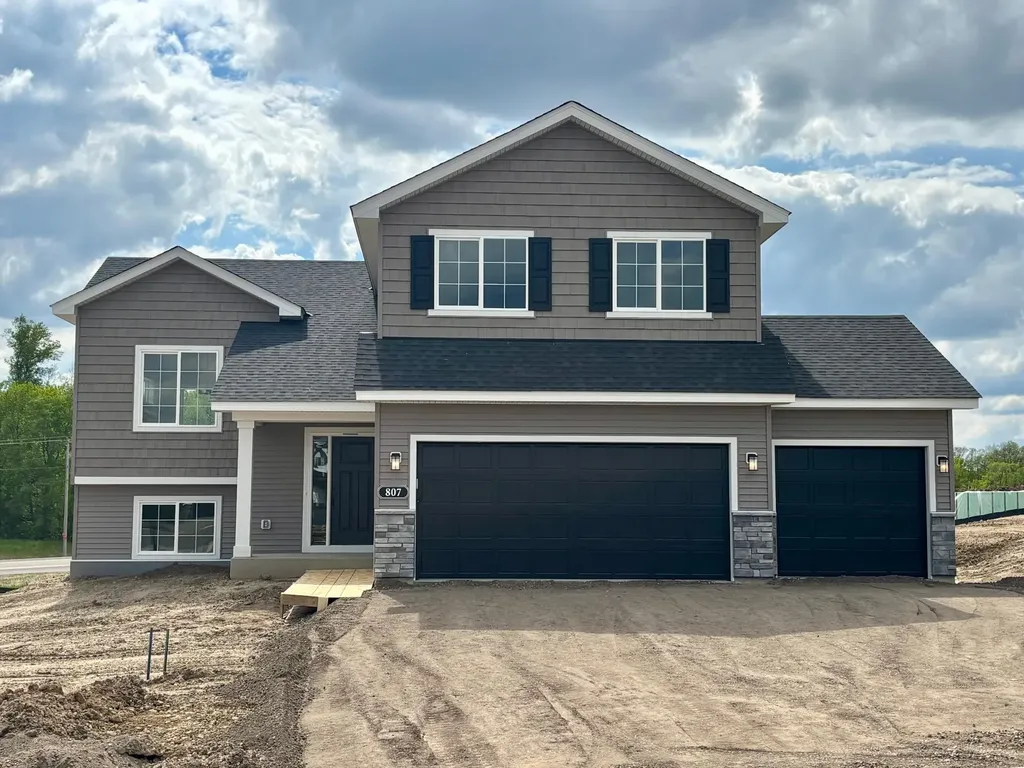807 Walnut Grove Lane Hanover MN 55341