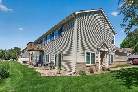 1370 Preston Lane Shakopee MN 55379