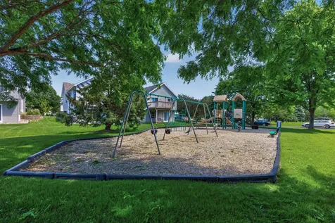 1370 Preston Lane Shakopee MN 55379
