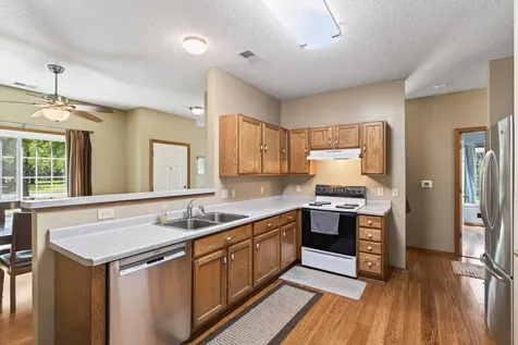 1370 Preston Lane Shakopee MN 55379