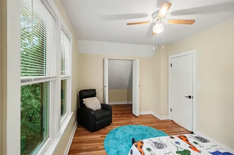 621 Newton Avenue N Minneapolis MN 55411