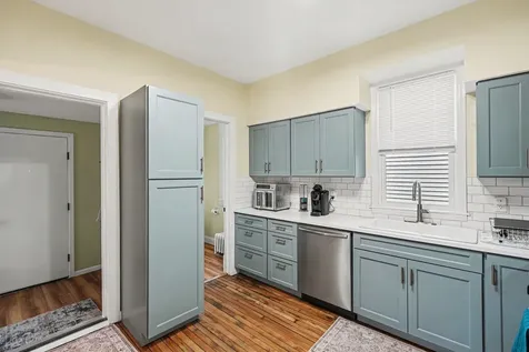 621 Newton Avenue N Minneapolis MN 55411
