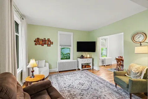 621 Newton Avenue N Minneapolis MN 55411