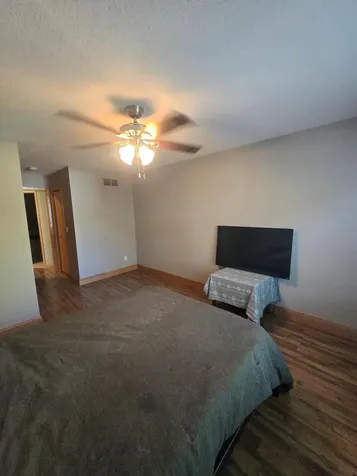 4205 Merrimac Lane N Minneapolis MN 55446