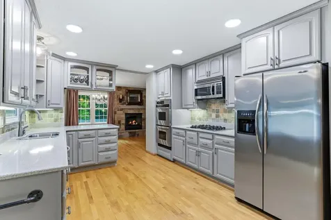 3924 Tonkawood Road Minnetonka MN 55345