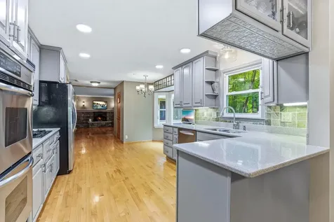 3924 Tonkawood Road Minnetonka MN 55345