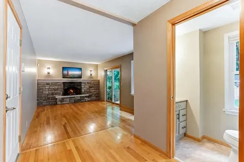 3924 Tonkawood Road Minnetonka MN 55345