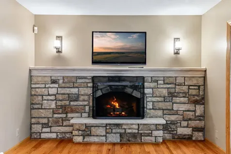 3924 Tonkawood Road Minnetonka MN 55345