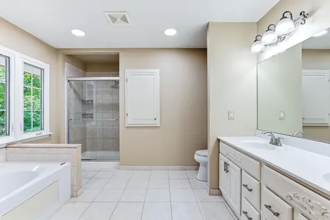 3924 Tonkawood Road Minnetonka MN 55345