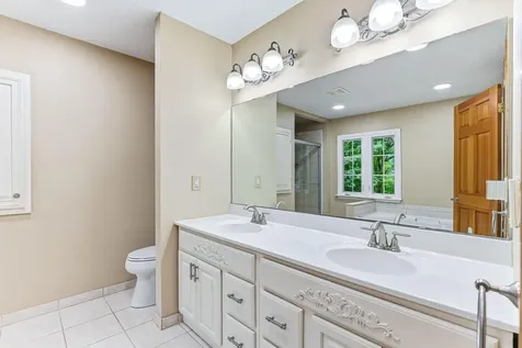 3924 Tonkawood Road Minnetonka MN 55345