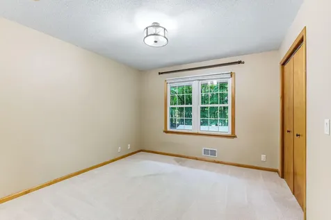 3924 Tonkawood Road Minnetonka MN 55345