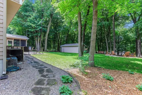 3924 Tonkawood Road Minnetonka MN 55345