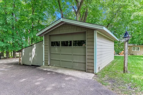 3924 Tonkawood Road Minnetonka MN 55345