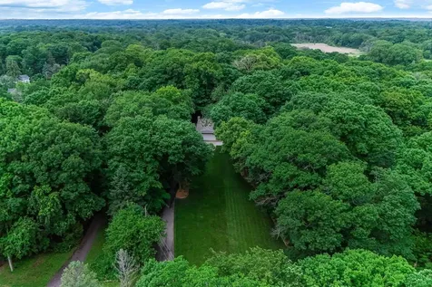 3924 Tonkawood Road Minnetonka MN 55345