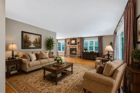 3924 Tonkawood Road Minnetonka MN 55345