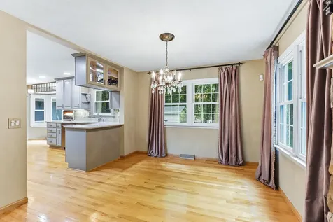 3924 Tonkawood Road Minnetonka MN 55345