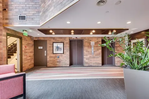 210 W Grant Street Minneapolis MN 55403