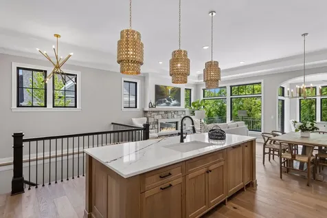 264 Wayzata Boulevard E Wayzata MN 55391