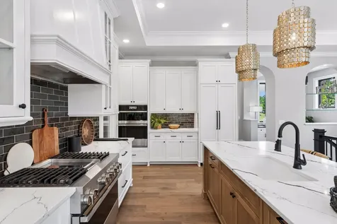264 Wayzata Boulevard E Wayzata MN 55391