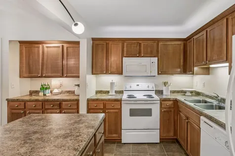 1350 Douglas Drive N Golden Valley MN 55422
