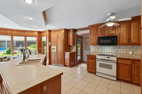 217 Arbor Lane Burnsville MN 55337