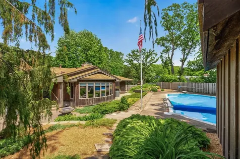 217 Arbor Lane Burnsville MN 55337