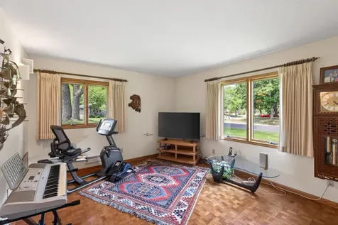217 Arbor Lane Burnsville MN 55337