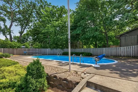 217 Arbor Lane Burnsville MN 55337