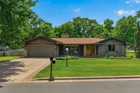 217 Arbor Lane Burnsville MN 55337