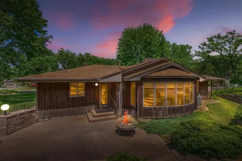 217 Arbor Lane Burnsville MN 55337