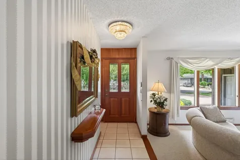 217 Arbor Lane Burnsville MN 55337
