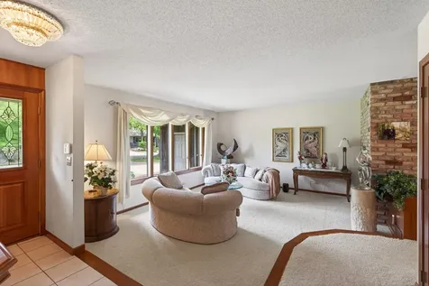 217 Arbor Lane Burnsville MN 55337