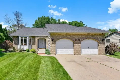 7628 Stillwater Boulevard North Boulevard N Oakdale MN 55128