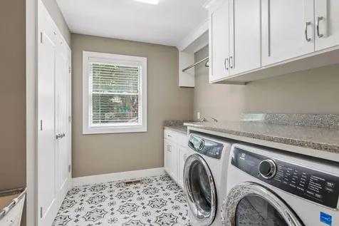 4321 Abbott Avenue S Minneapolis MN 55410
