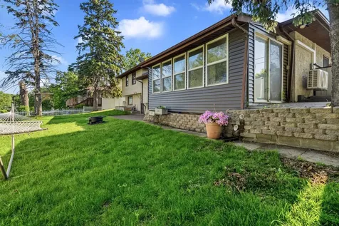 6785 E River Road Fridley MN 55432
