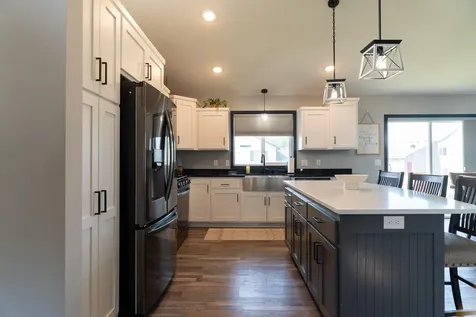 8255 384th Trail North Branch MN 55056