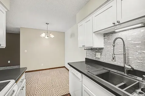 2720 Dale Street N Roseville MN 55113