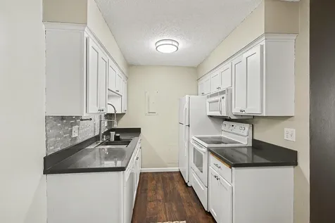 2720 Dale Street N Roseville MN 55113