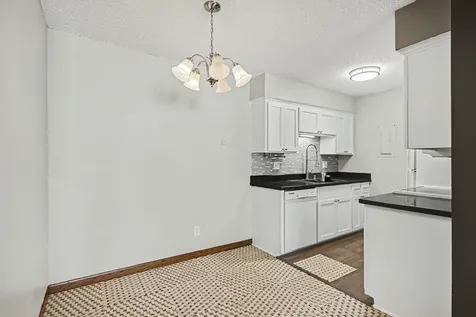 2720 Dale Street N Roseville MN 55113