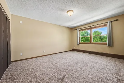 2720 Dale Street N Roseville MN 55113
