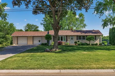 2133 62nd Street E Inver Grove Heights MN 55077